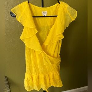 A New Day Warp Yellow Ruffled Sleeveless Top size Medium